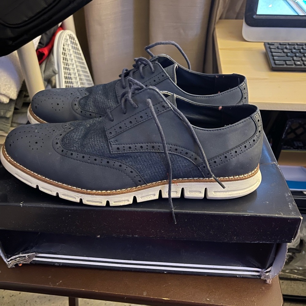 Mens, Size 11, Nautical, Blue Wing Tip, casual Shoe, In the Box,